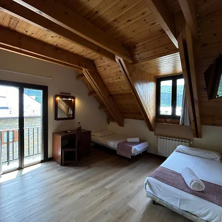 Hotel Romanic Taull